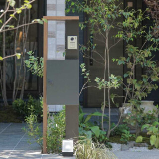 ルシアスポストユニット